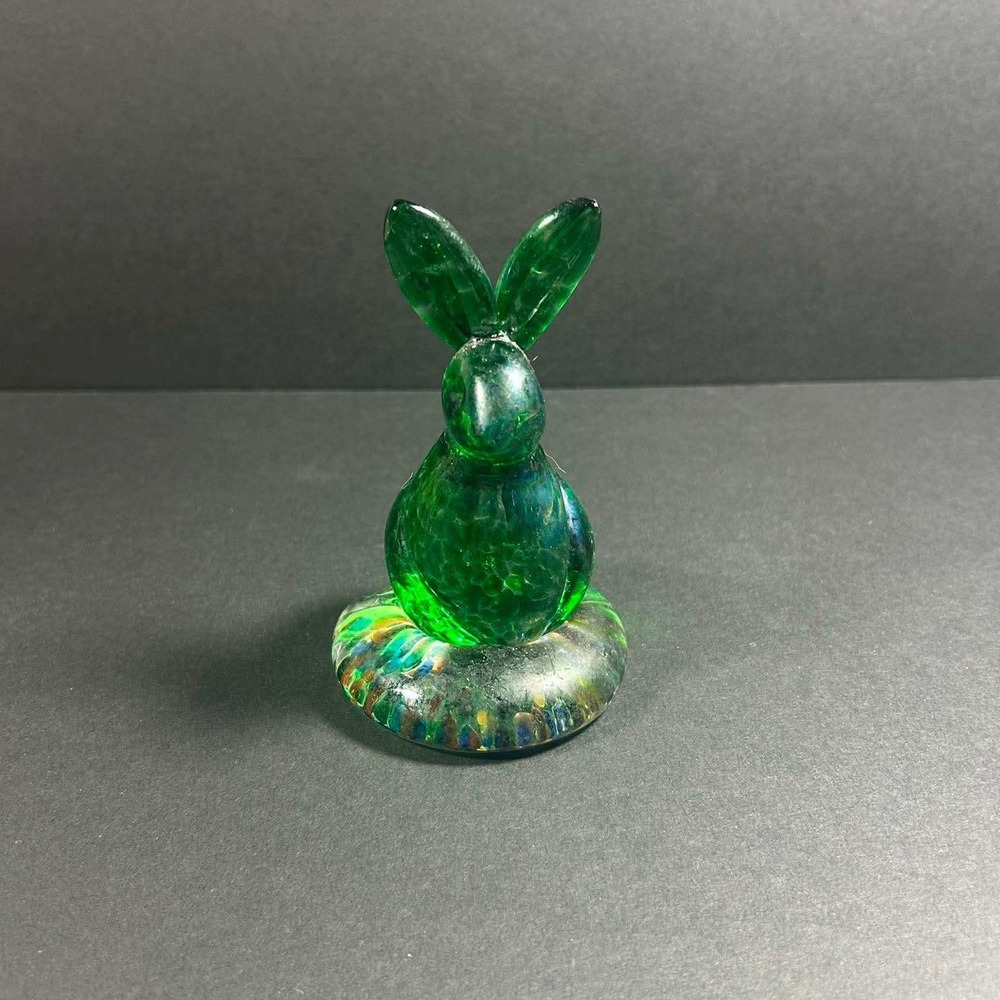 Stiegel Glassworks Rabbit Figurine Green Art Glass Paperweight USA